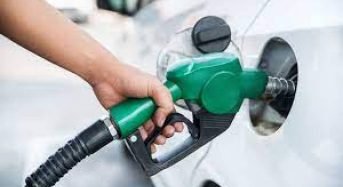 Government again jacks up petrol price by Rs1.45 per liter