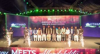 Etihad Town Phase 1 Lights Up Raiwind Road with a Spectacular Grand Ballot Night and Independence Day Celebration