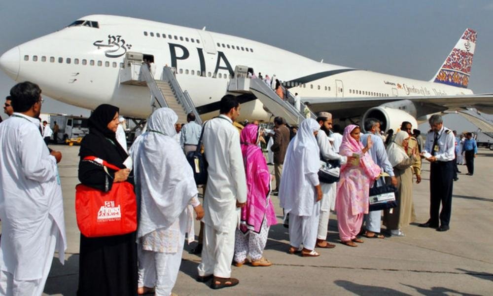 PIA Reduces Airfare for Umrah Pilgrims