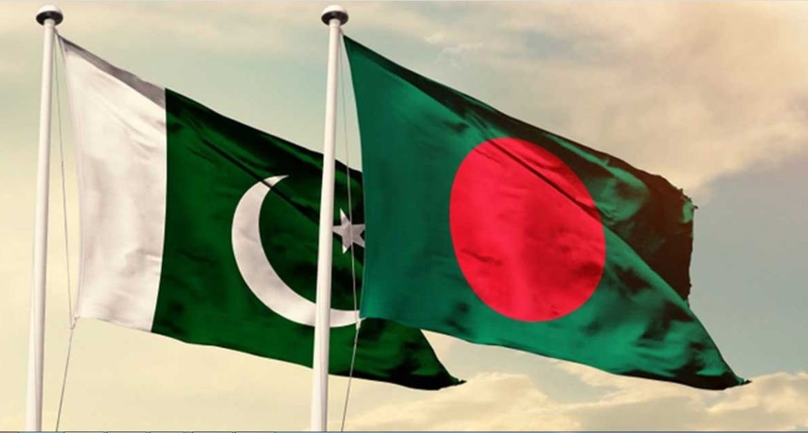 Pakistan and Bangladesh Strengthen Diplomatic Ties at Global Summit