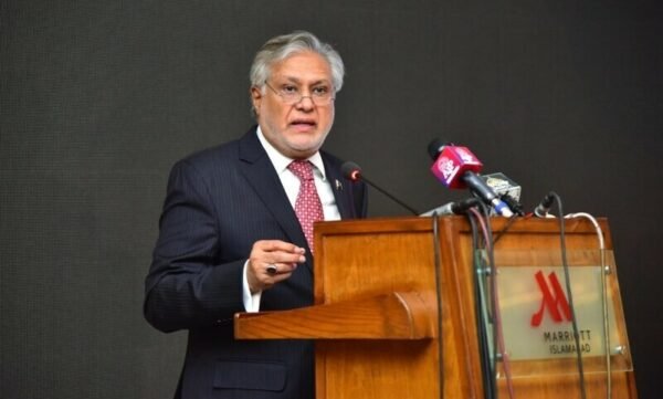 Pakistan’s Economic Comeback: Ishaq Dar Discusses Growth & Privatization