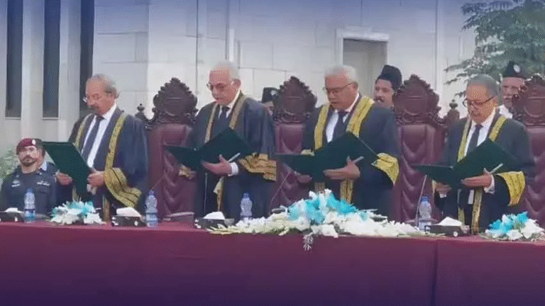 Three Judges of Federal Constitutional Court Take Oath