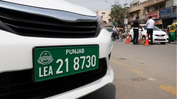 Online taxi driver arrested in Lahore for using fake government number plate