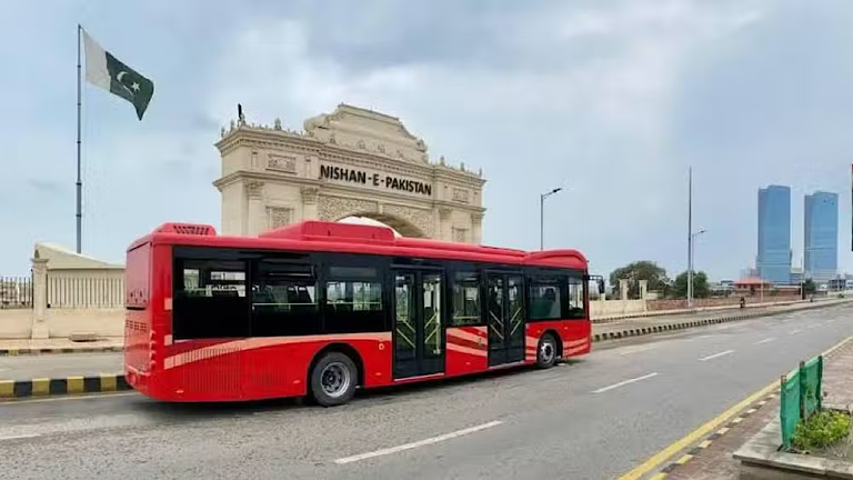 New Peoples Bus Service Route Launched for Larkana, Qambar and Shahdadkot