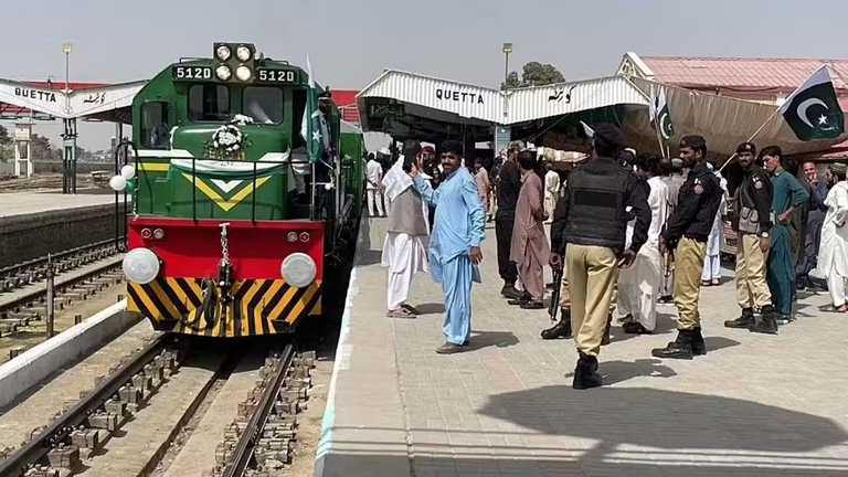 Balochistan Launches Jinnah Peoples Metro Train Service in Quetta With Subsidized Fares
