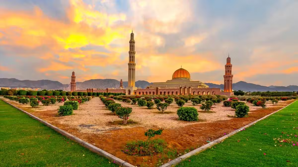 Oman Sets Daily Working Hour Limits, Introduces Shorter Schedules During Ramadan