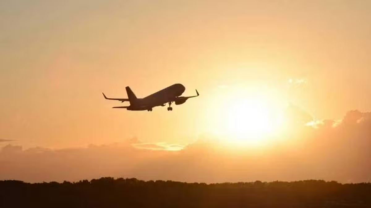 Pakistan and Maldives Agree to Explore Direct Flights to Boost Tourism